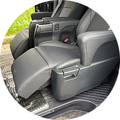 ヴェルファイア 3.5エグゼクティブラウンジZ/車内2